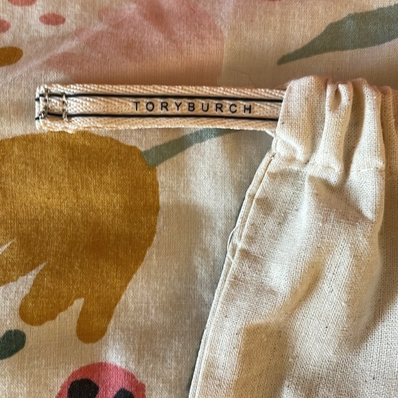 Tory Burch Dustbag Set - Picture 4 of 5